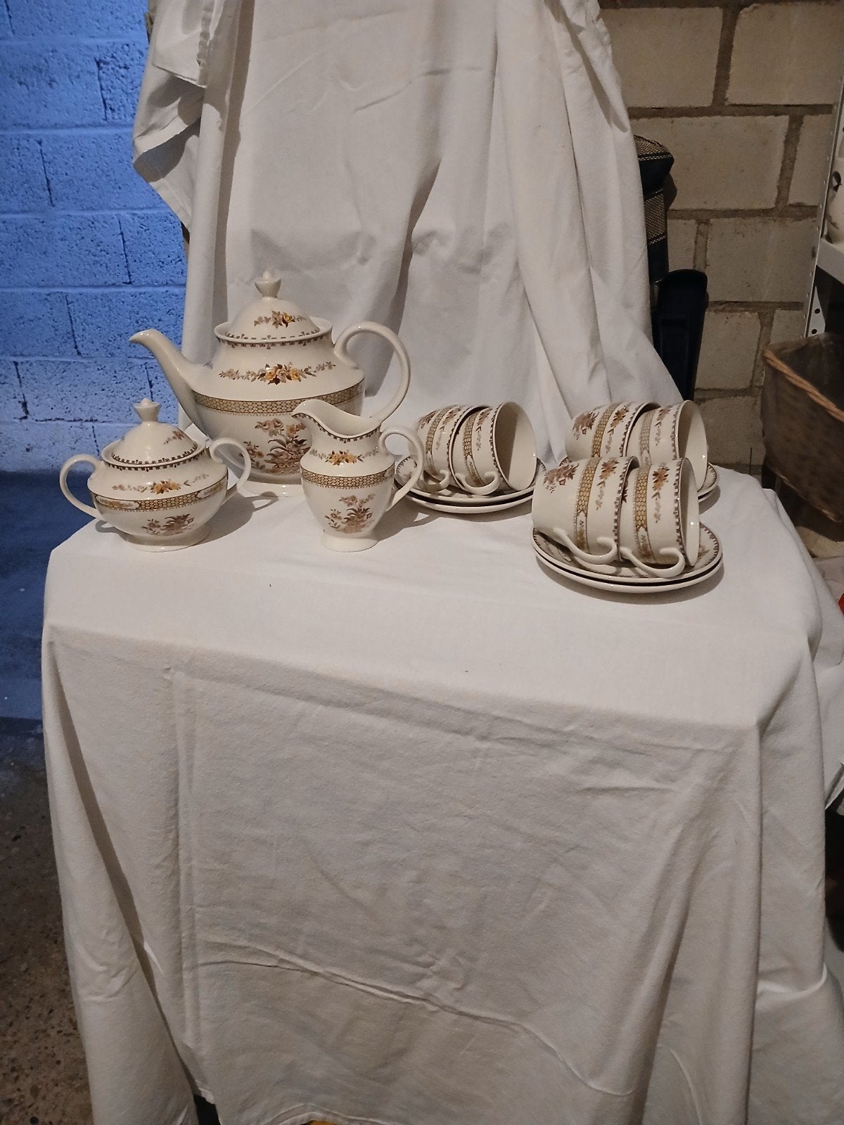 thee servies doulton hamilton, Ophalen