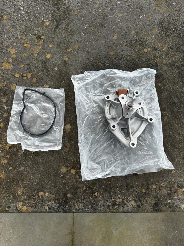 Nieuwe waterpomp voor Mini Cooper R56 (nooit gemonteerd), Auto-onderdelen, Motor en Toebehoren, Ophalen of Verzenden, Nieuw, Mini
