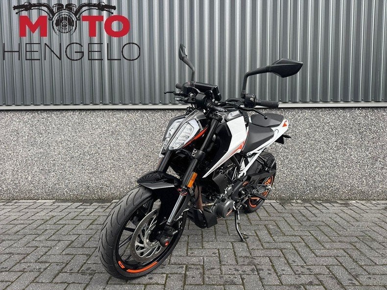 KTM 390 DUKE (bj 2021), Motoren, KTM Sportmotorcycle Nederland BV, Bedrijf, ACHTERBROEK 11
6596 MP  MILSBEEK, NL, Naked bike