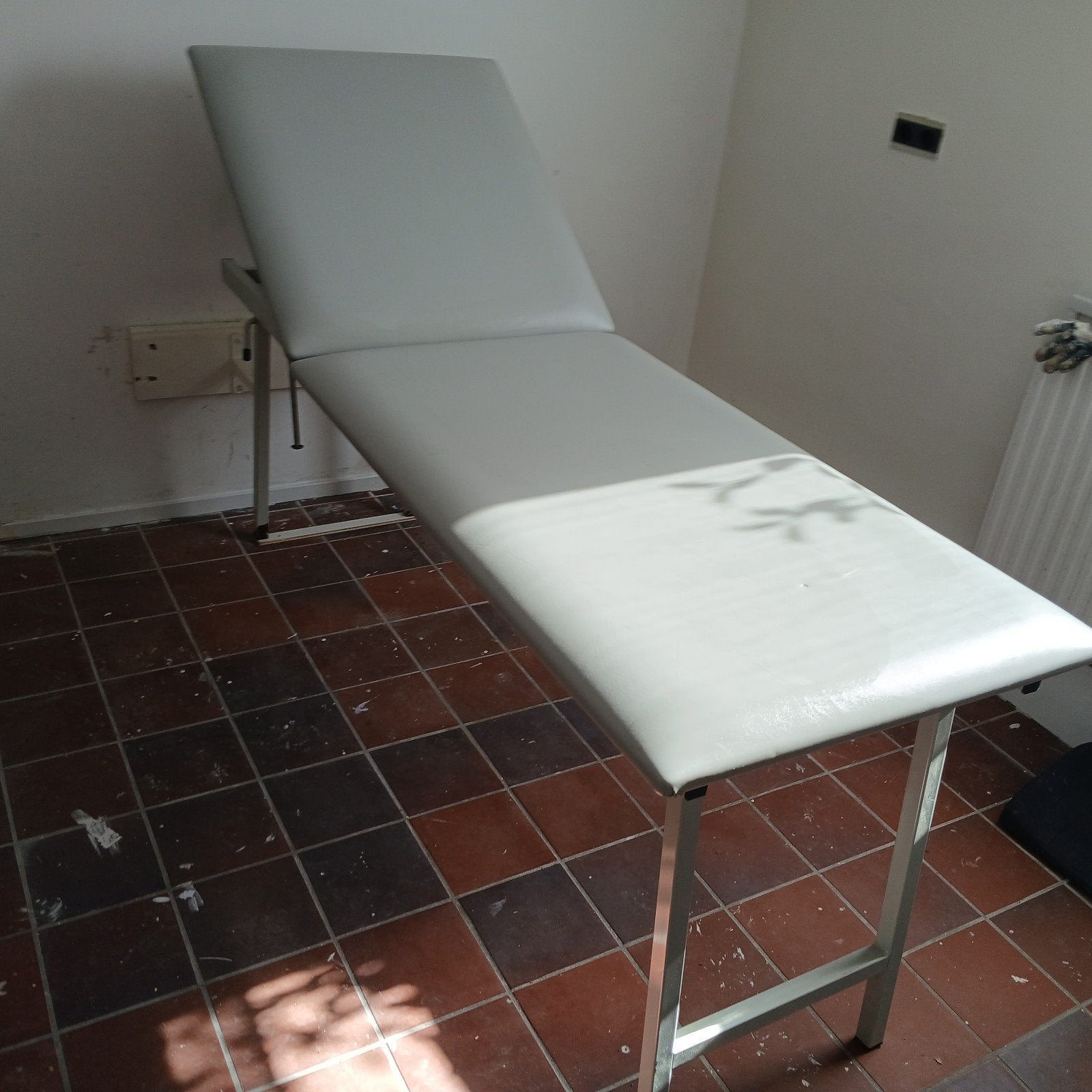 Opklapbare massagebank / behandeltafel, Ophalen, Gebruikt