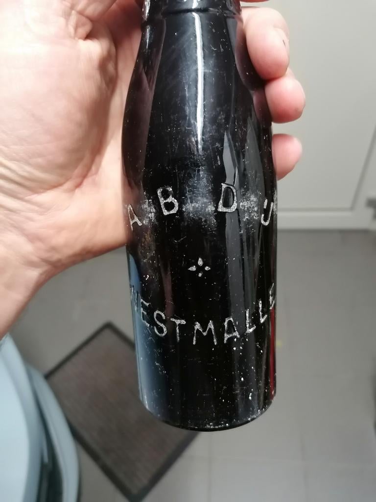 Oude, volle bierfles Westmalle Trappist., Ophalen of Verzenden, Flesje(s), Overige merken