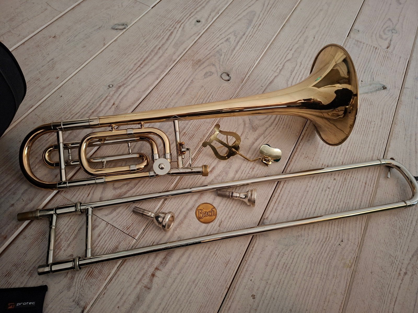 Bach Stradivarius Model 42 Tenor Trombone, Muziek en Instrumenten, Blaasinstrumenten | Trombones, Ophalen of Verzenden, Zo goed als nieuw