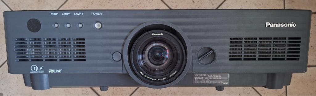 Panasonic PT-DW5100 DLP Projector zonder lens, Gebruikt, Panasonic, Ophalen of Verzenden, DLP