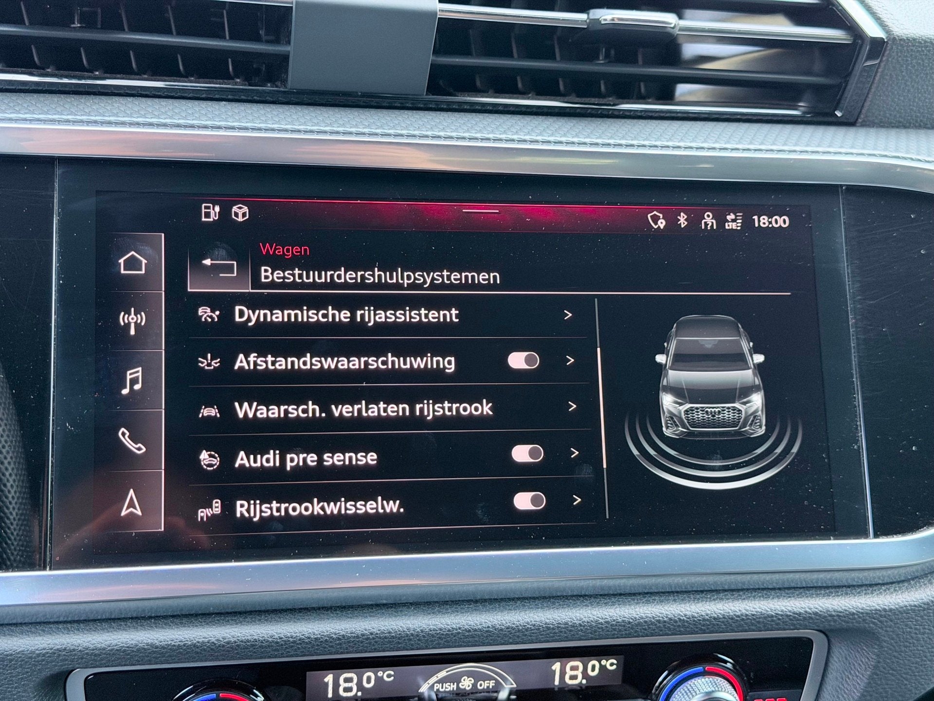 Foto 23 van Audi Q3 Sportback 45 TFSI e S Edition Pano/Camera/AppleCar