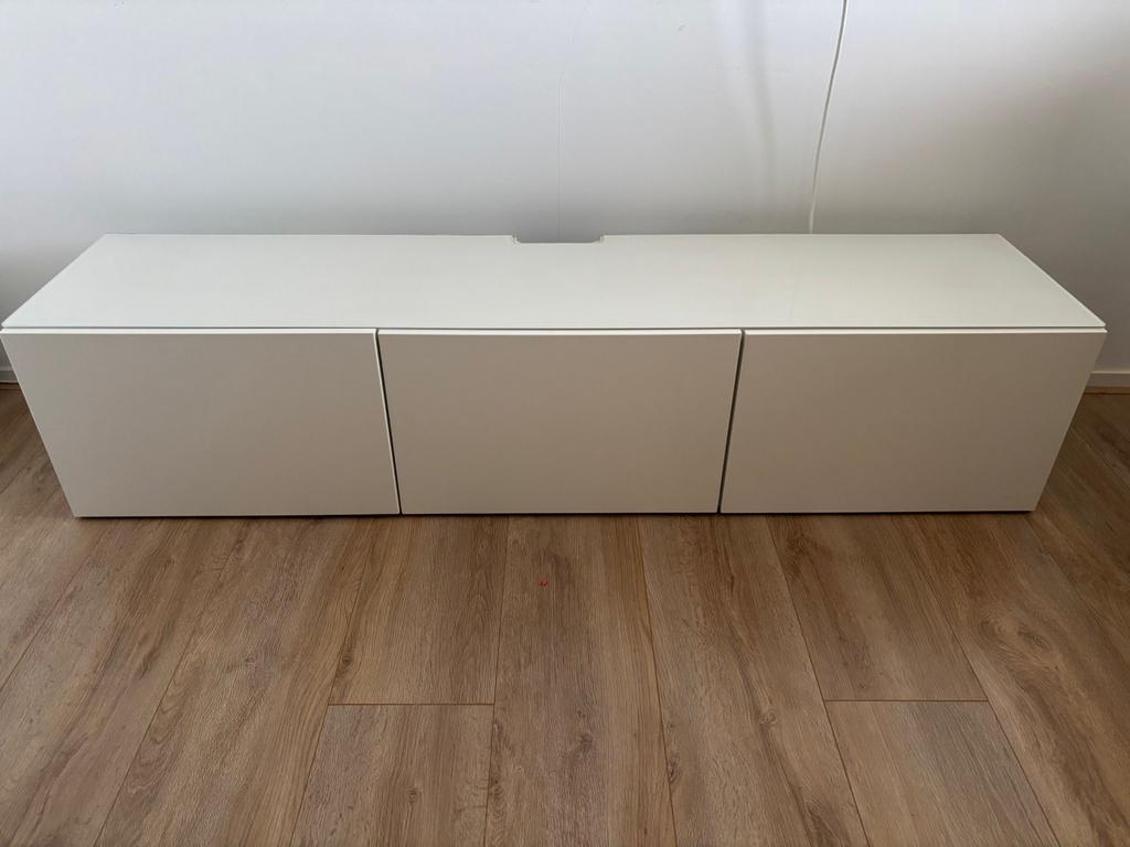 Besta TV-meubel met opbergruimte en glasplaat - 180x40x40cm, Ophalen, Gebruikt, 150 tot 200 cm, Glas