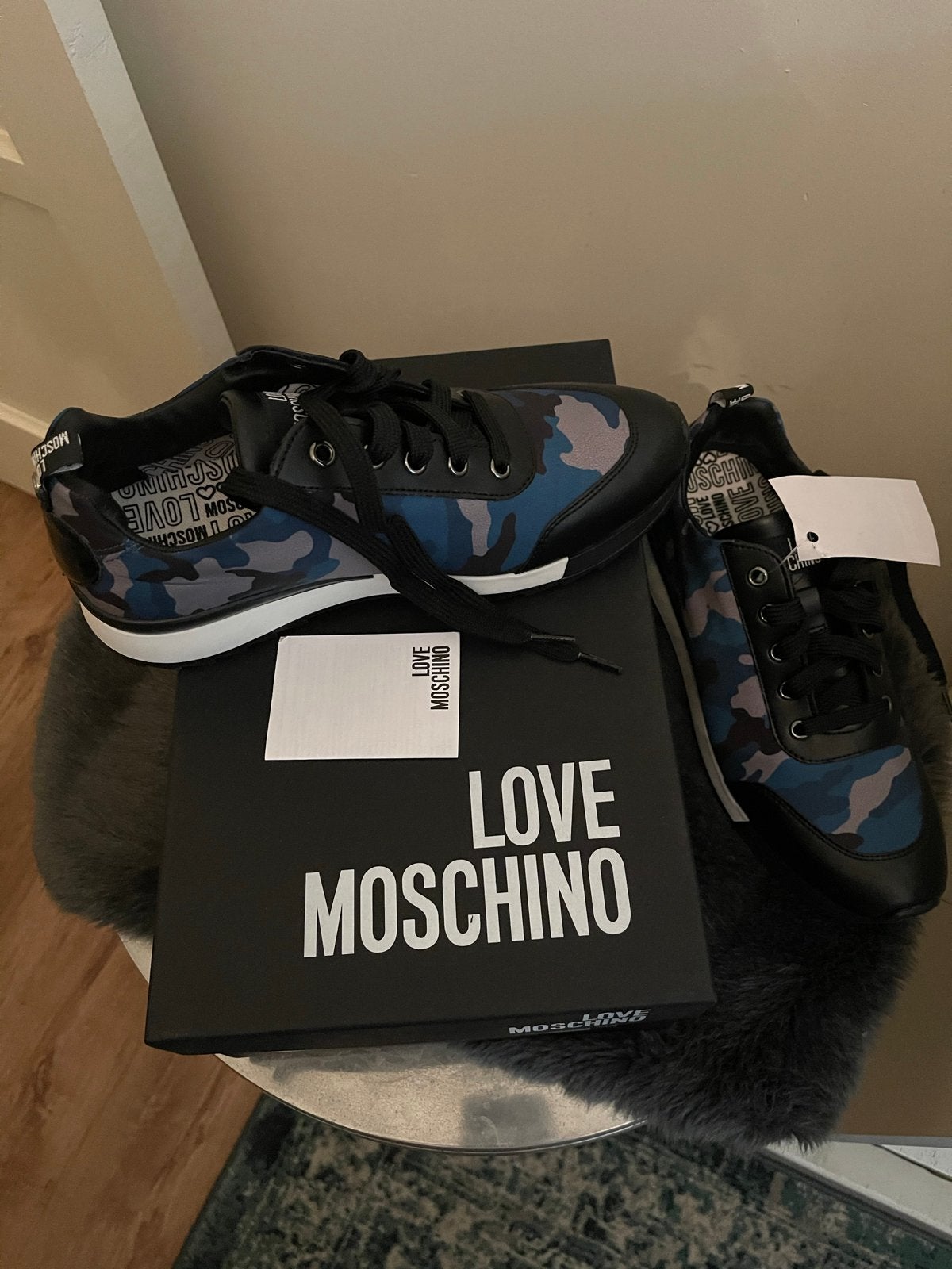 Love Moschino Sneakers Camouflage Blauw Maat 39, Ophalen of Verzenden, Nieuw, Blauw, Sneakers of Gympen