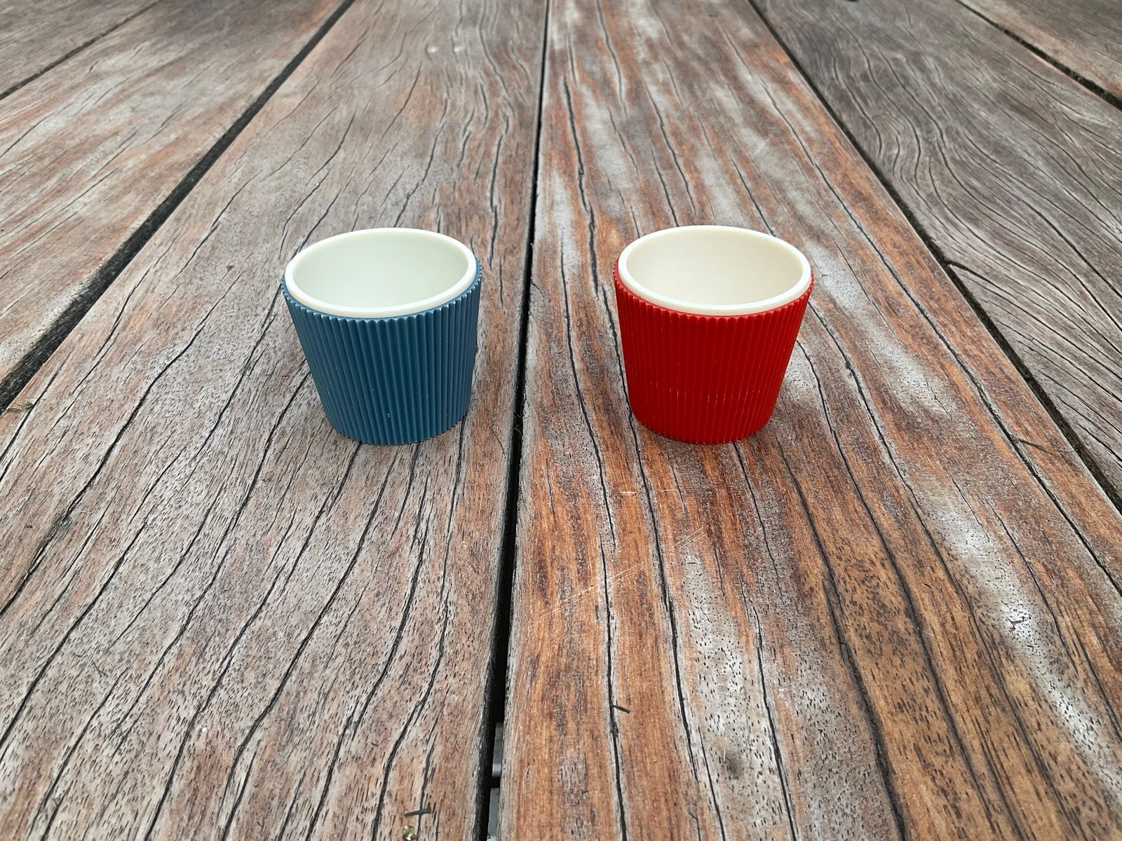 Vintage Mepal Rosti eierdopjes - rood en blauw, Ophalen of Verzenden