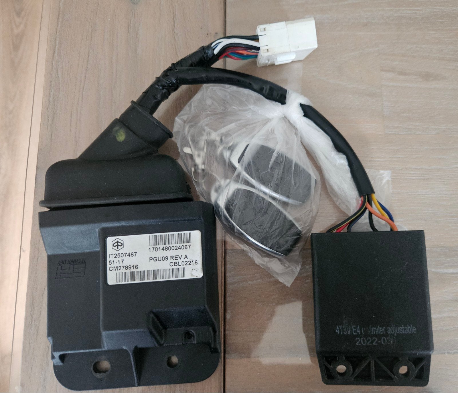 Piaggio ECU PGU09 CM278916 en toerenbegrenzer 4T3V E4, Ophalen of Verzenden, Zo goed als nieuw, Overige typen, Piaggio