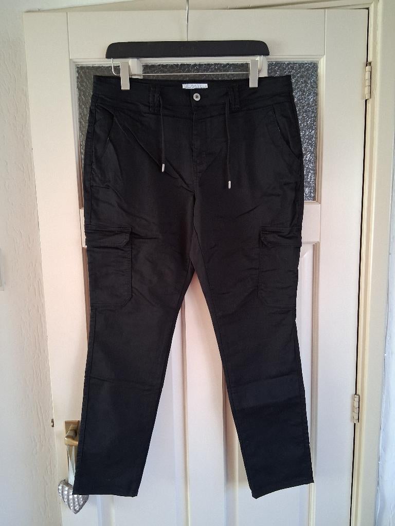 Red Button Cargo Broek Zwart Maat 44 ZGAN!, Verzenden, Zwart, Maat 42/44 (L), Zo goed als nieuw