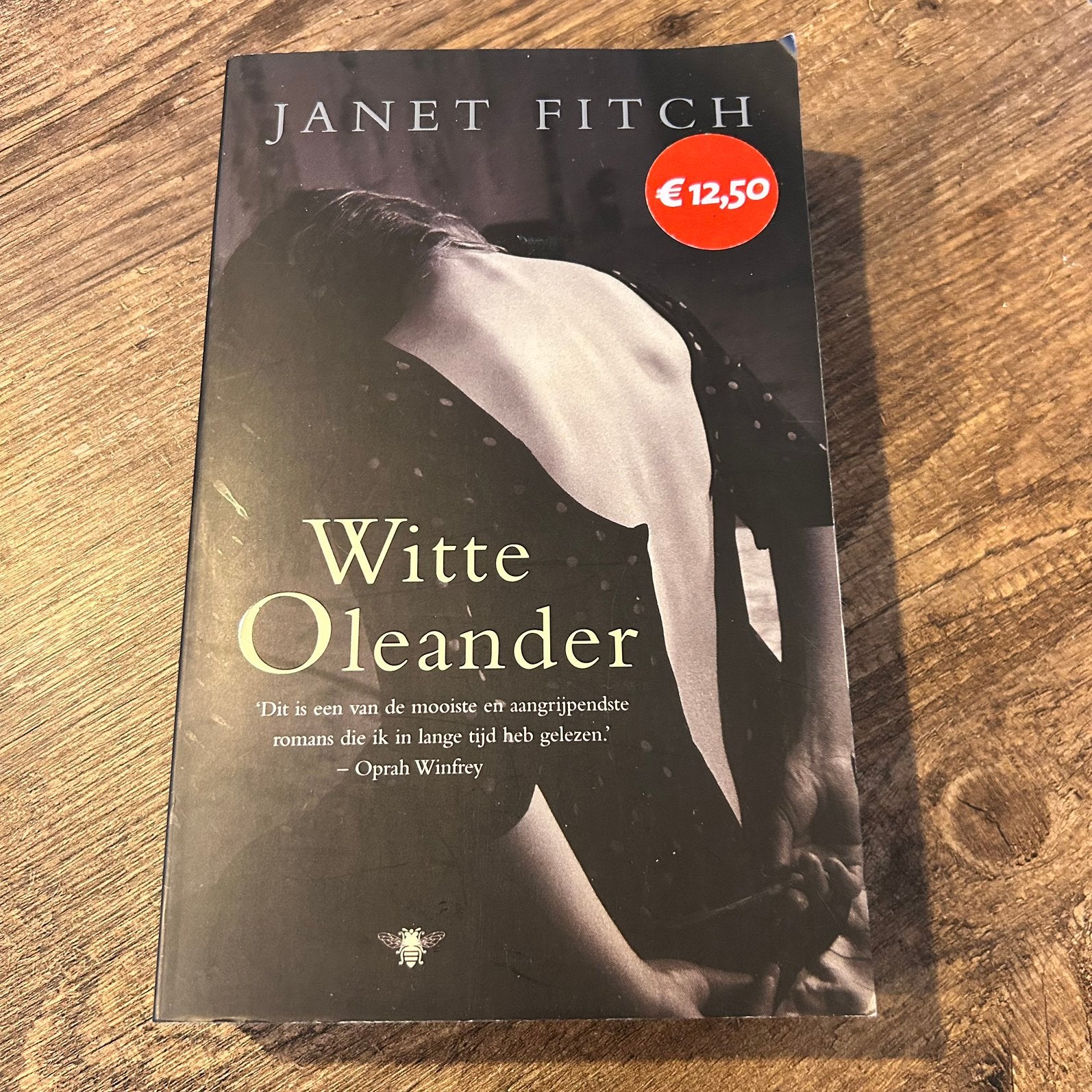 Witte Oleander – Janet Fitch (Boek), Ophalen of Verzenden, Gelezen