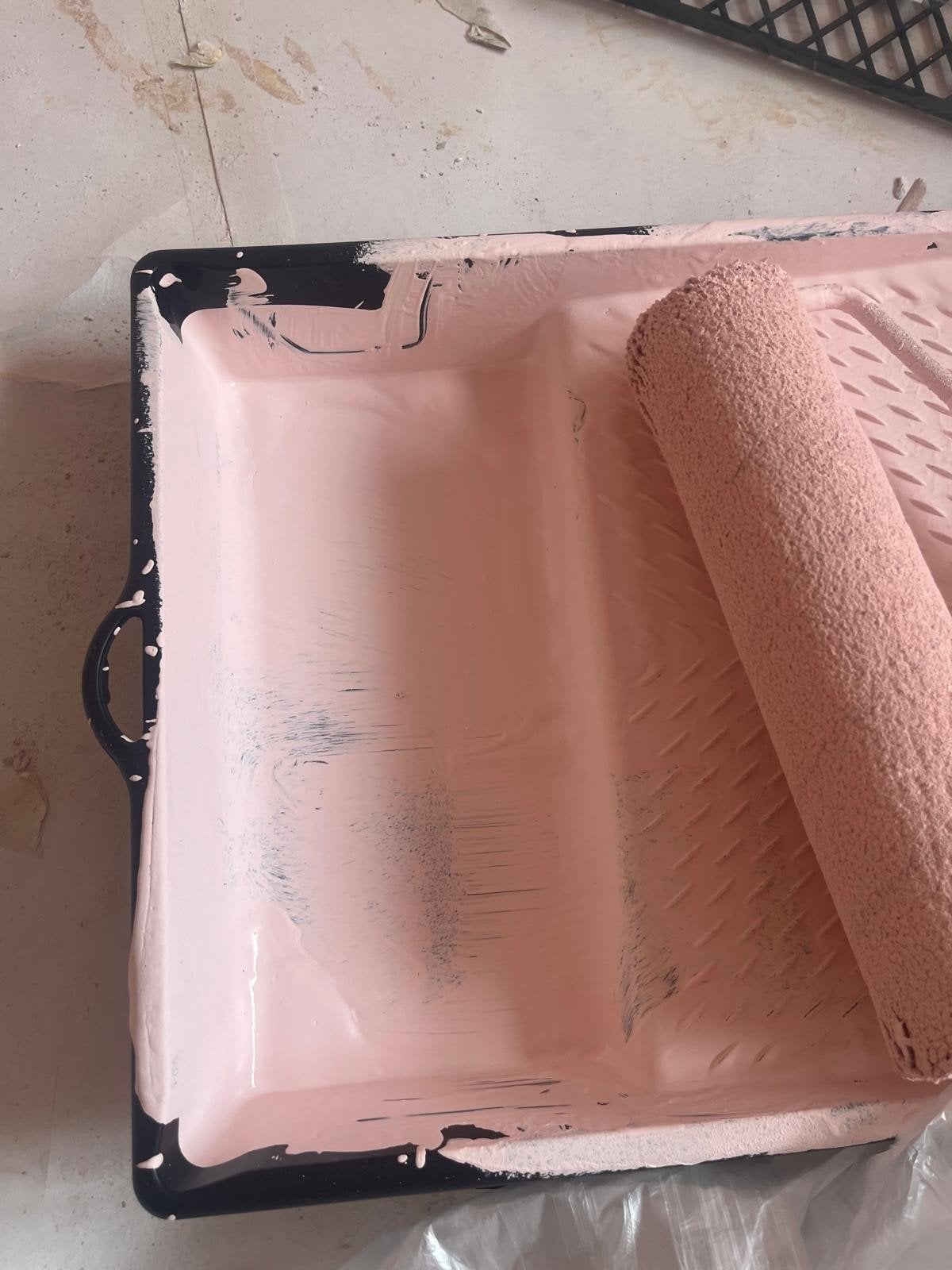 Afwasbare lichtroze verf voor prinsessenkamer (2,5L), Doe-het-zelf en Verbouw, Ophalen, Nieuw, Verf, Roze