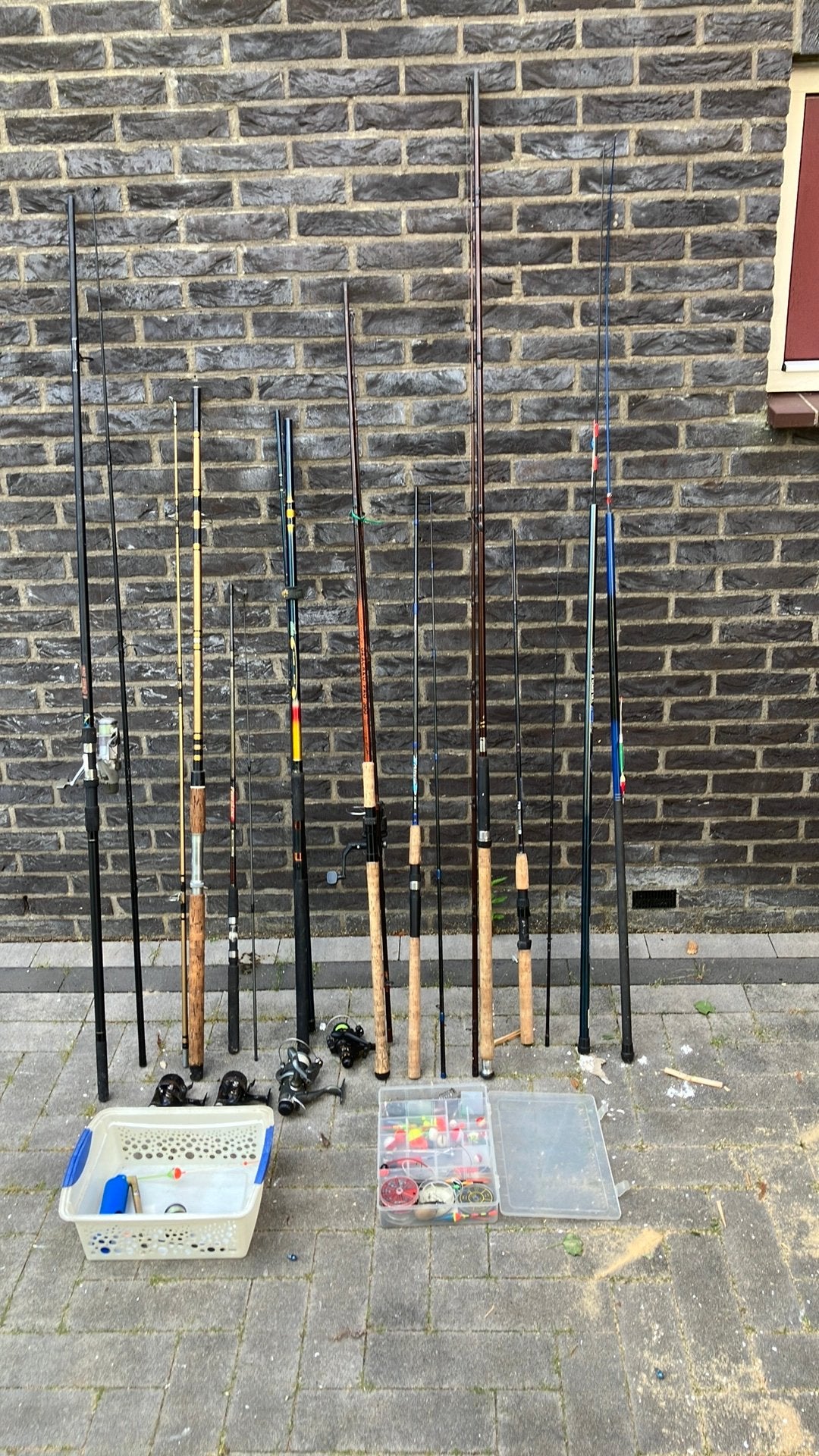 Diverse hengels karper spin shimano daiwa baitrunner, Ophalen of Verzenden, Molen
