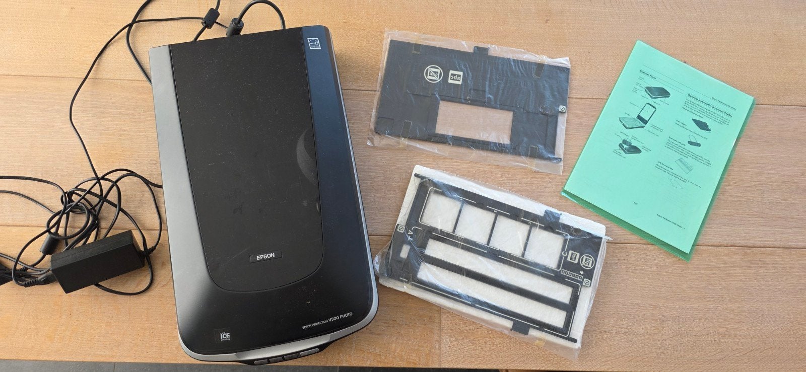 Epson Perfection V500 Photo scanner met filmhouders, Computers en Software, Scanners, Ophalen, Epson, Flatbedscanner, MacOS