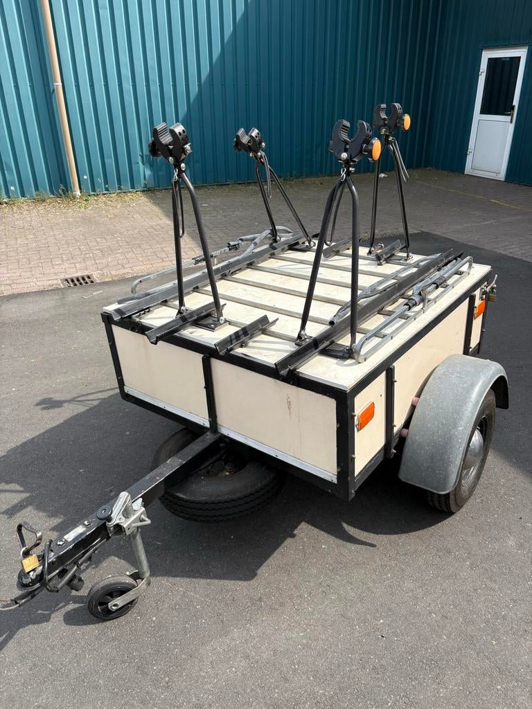 Bagage aanhangwagen met fietsendrager voor 4 fietsen., Ophalen, Zo goed als nieuw