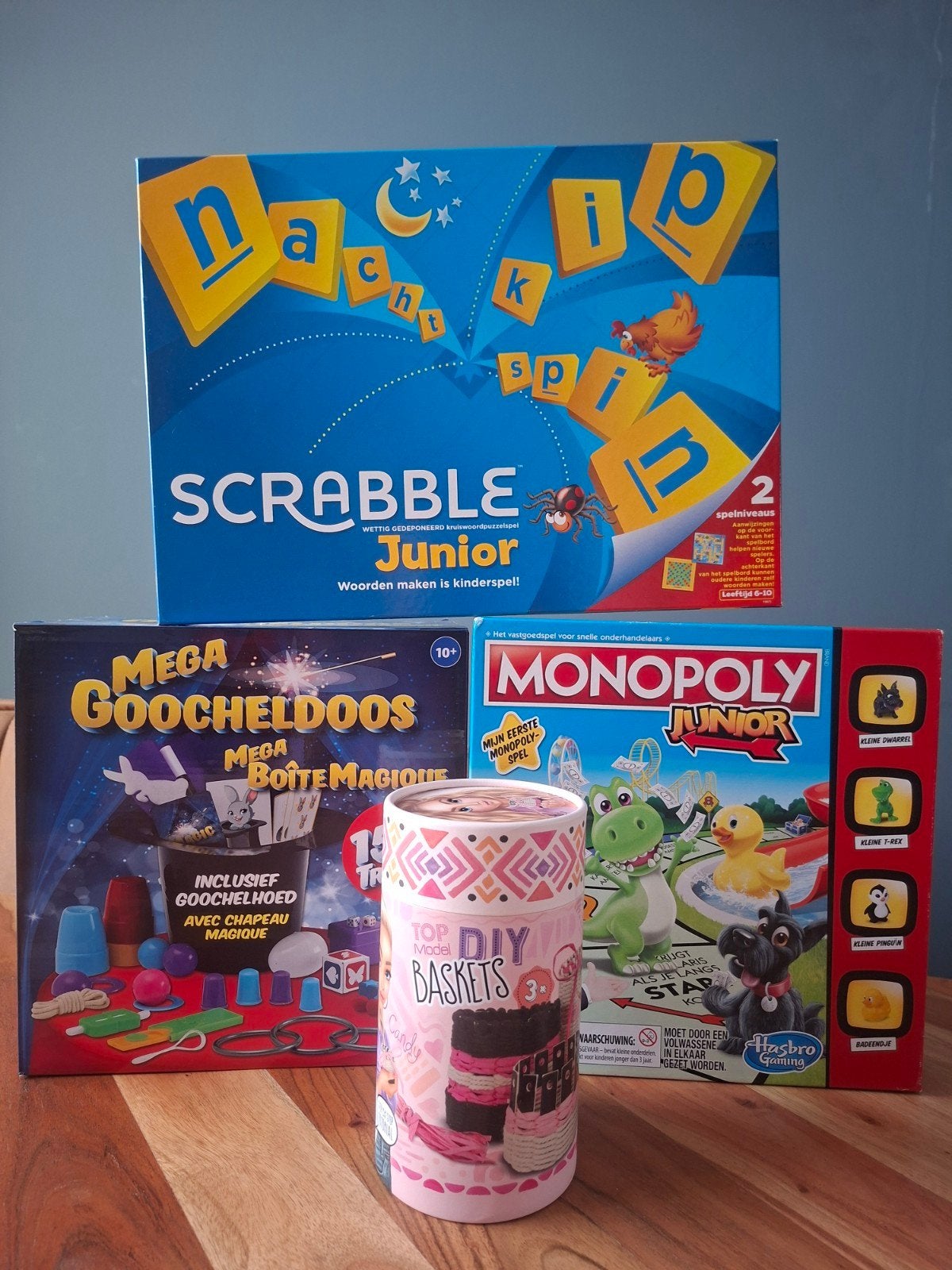 Diverse spellen: Scrabble Junior, Monopoly Junior, Goochel, Een of twee spelers, Ophalen, Gebruikt