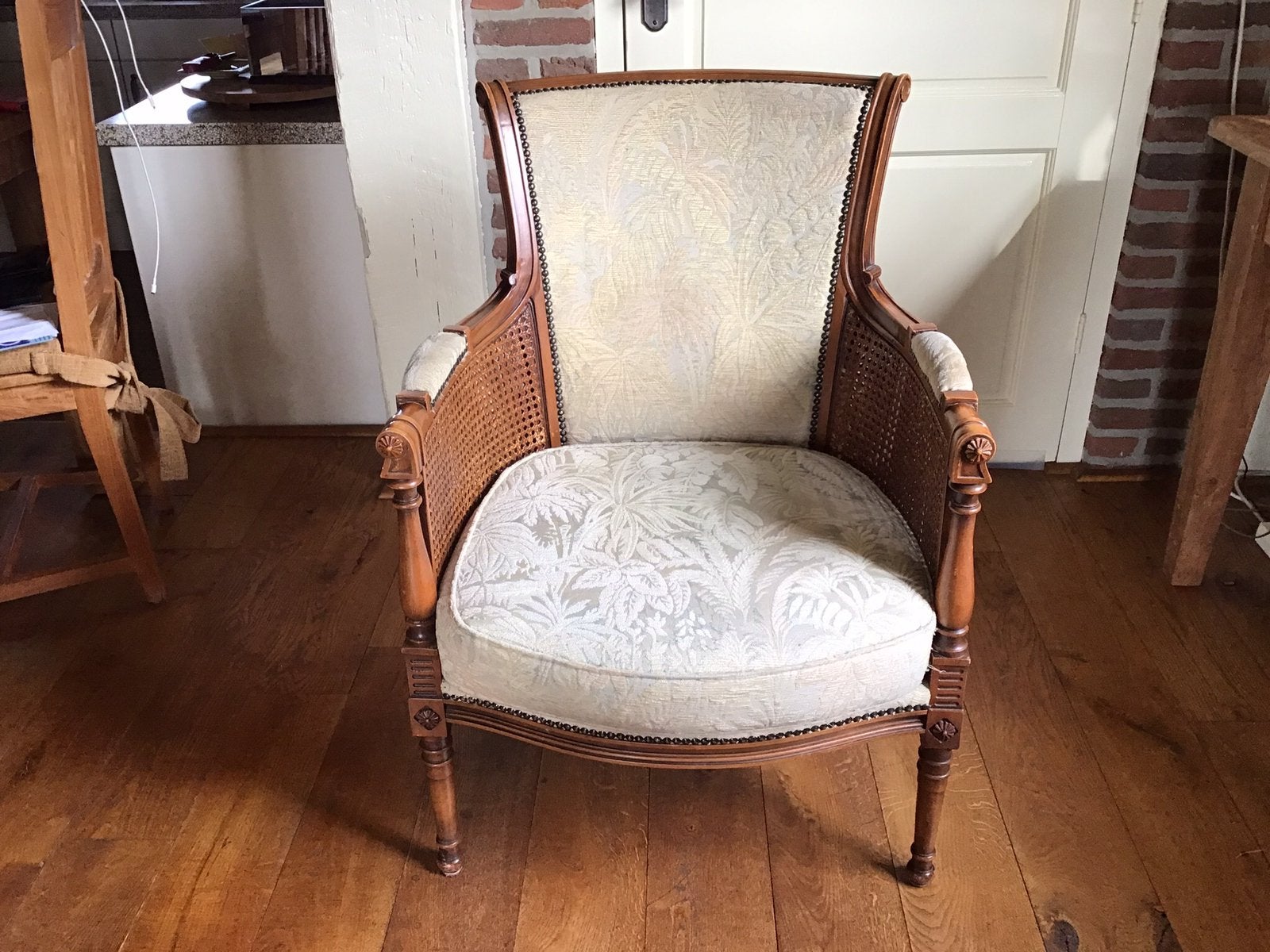 Franse fauteuil, Ophalen