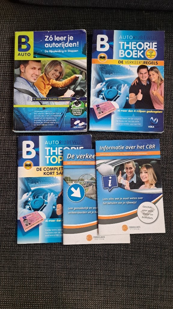 theorieboeken auto, Ophalen, Alpha, Zo goed als nieuw
