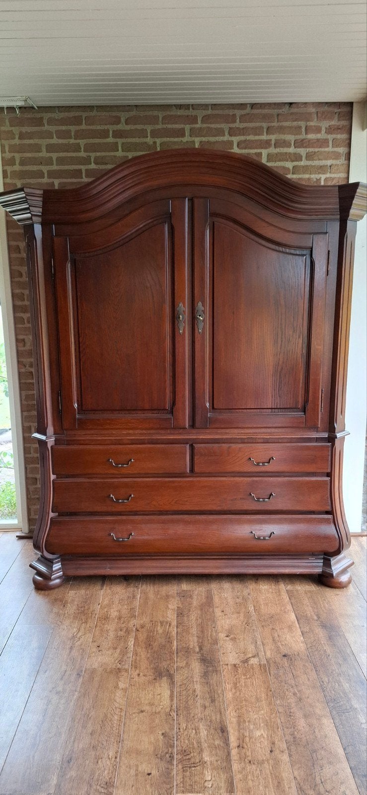 Kast, Ophalen