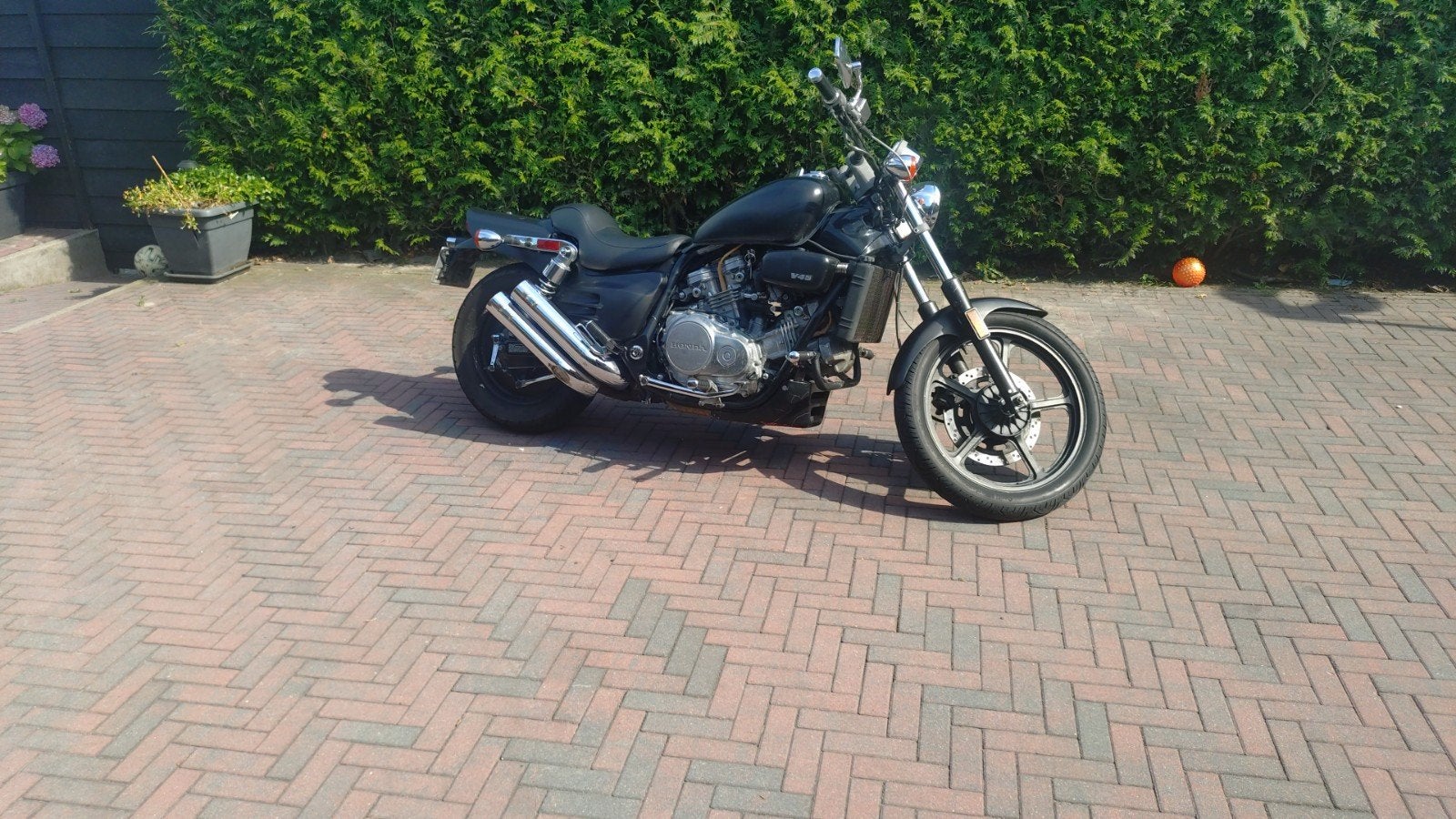Honda Magna V45 Chopper - Goed onderhouden, Motoren, Ophalen of Verzenden