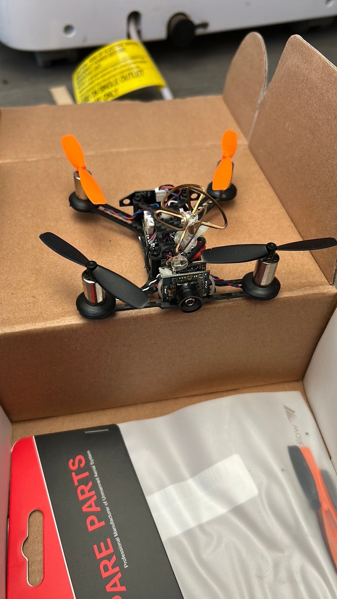 Gebruikte qx95 mini drone FPV bril + vliegtuig, Audio, Tv en Foto, Gebruikt, Basiskwaliteit, Overige merken, Minder dan 100 meter