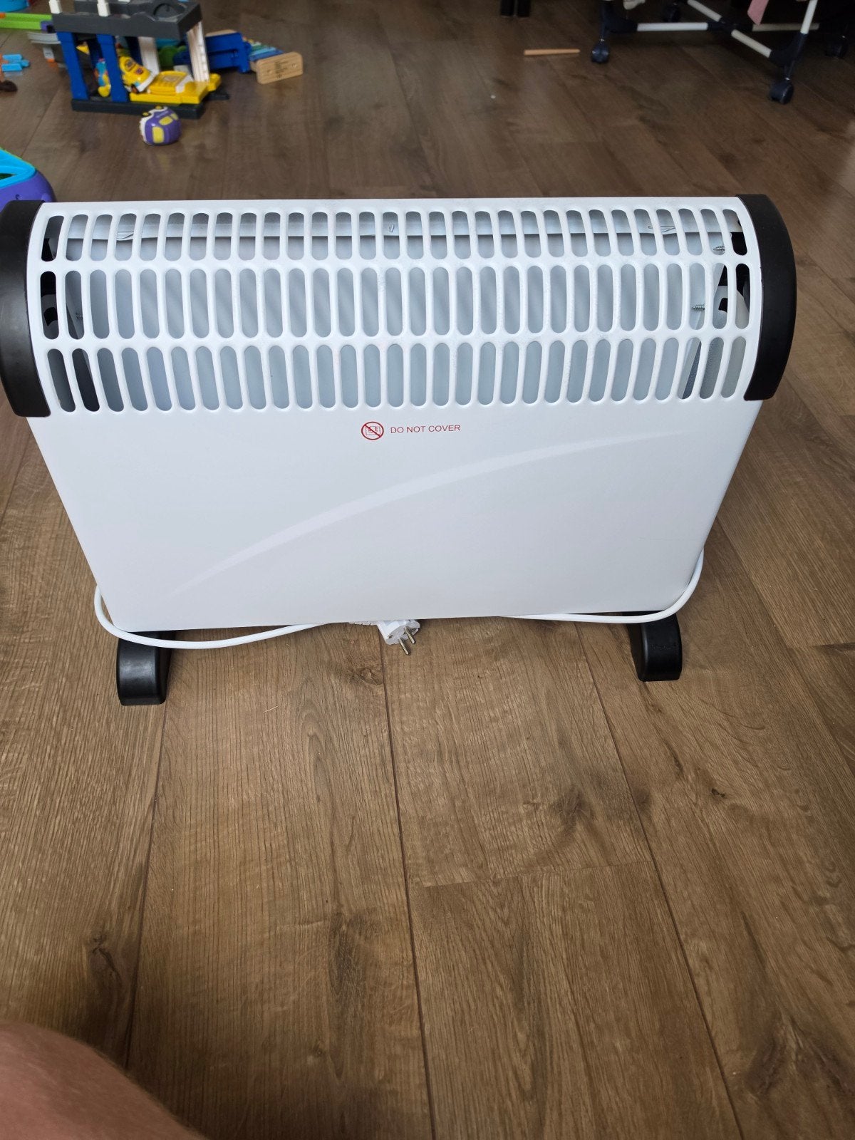 Convectorkachel 1800-2000W met thermostaat en wielen, Doe-het-zelf en Verbouw, Verwarming en Radiatoren, 30 tot 80 cm, Kachel