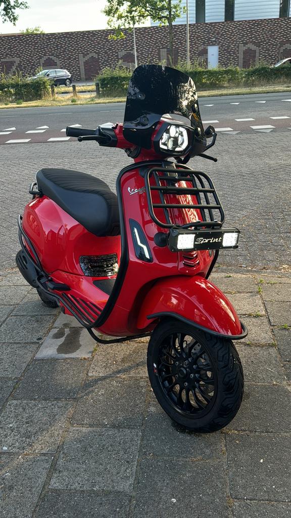 Vespa 80cc 4v full malossi, Fietsen en Brommers, Scooters | Vespa, Ophalen, Vespa S, Zo goed als nieuw, 80 cc