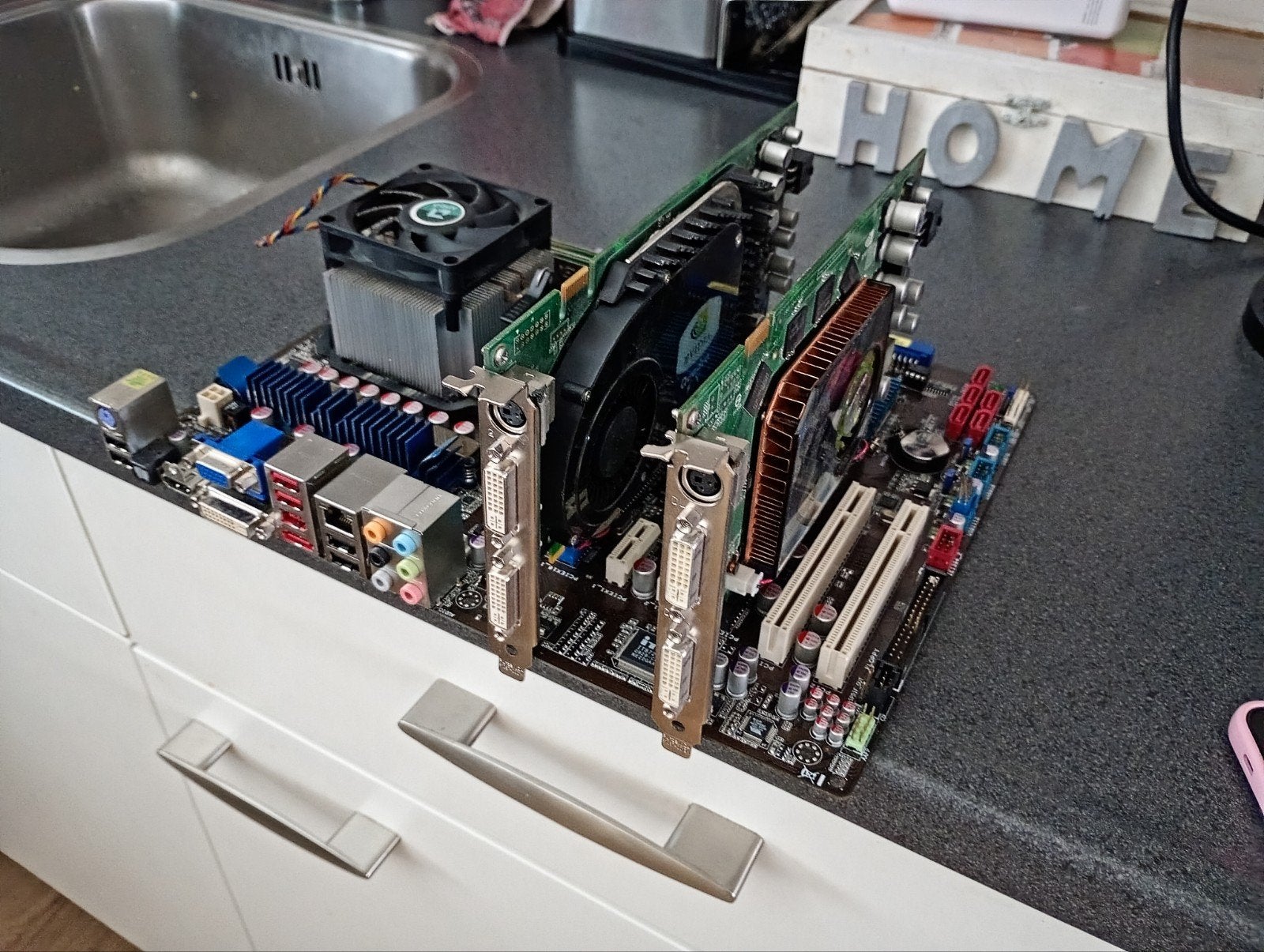 Oude Game Setup: AMD Phenom II met 2x Nvidia Quadro, Ophalen of Verzenden, Gebruikt