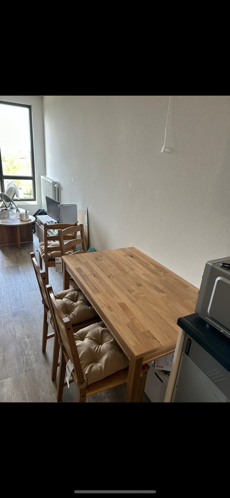 IKEA eettafel met 4 stoelen - good conditon, Huis en Inrichting, Tafels | Eettafels, Ophalen, Gebruikt, 100 tot 150 cm, 50 tot 100 cm