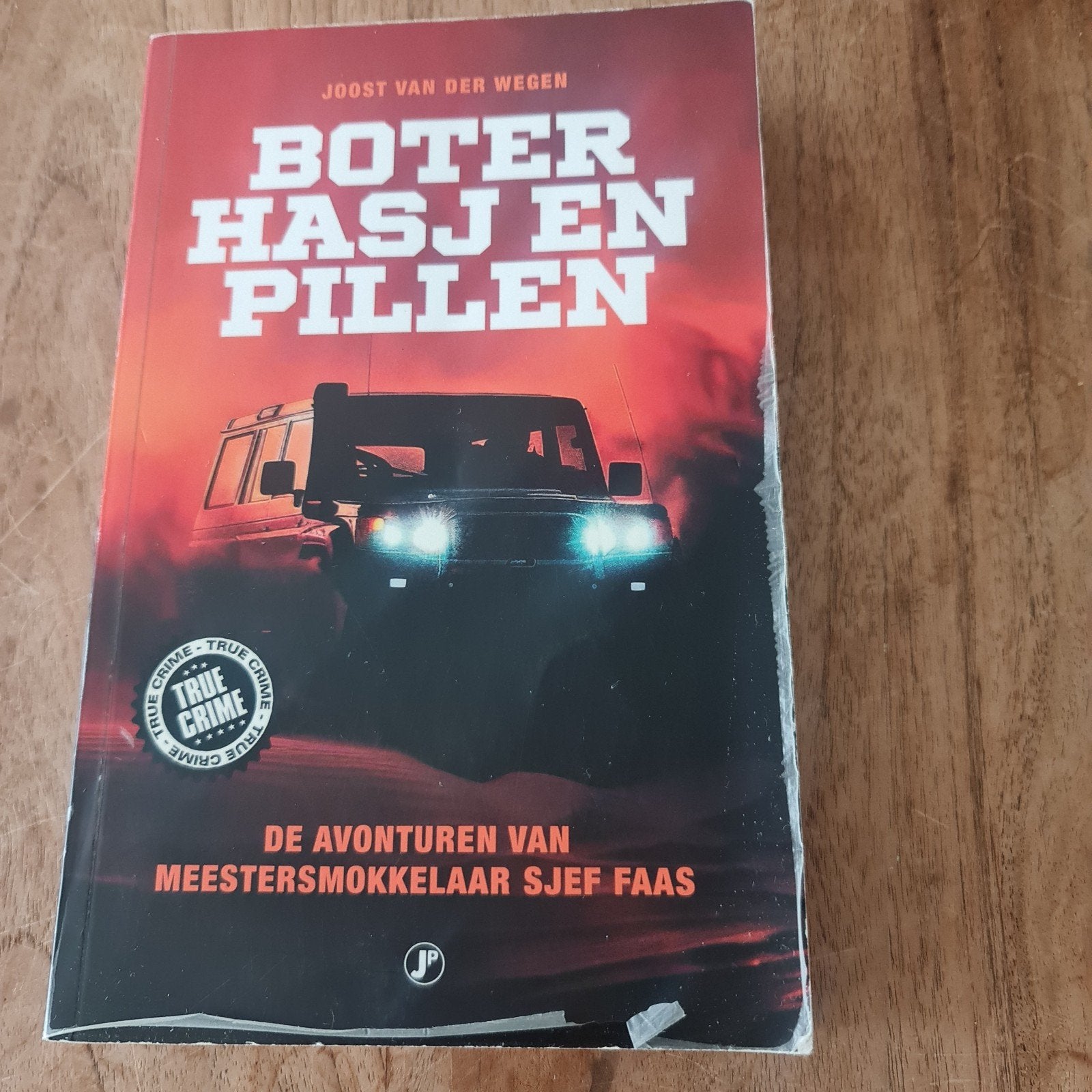 Boter Hasj en Pillen - Joost van der Wegen, Ophalen of Verzenden, Zo goed als nieuw, Joost van der Wegen