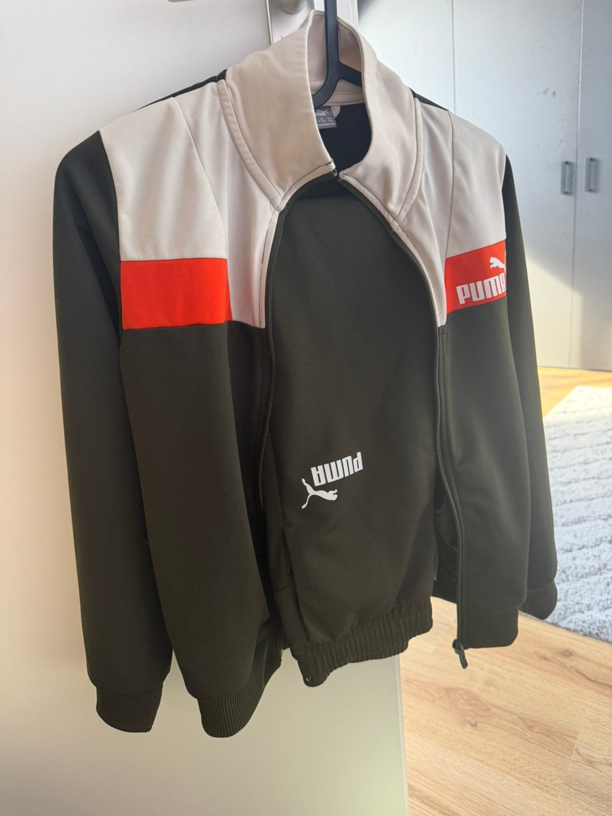 Puma trainingspak- maat 140, Ophalen of Verzenden, Zo goed als nieuw, Trainingspak