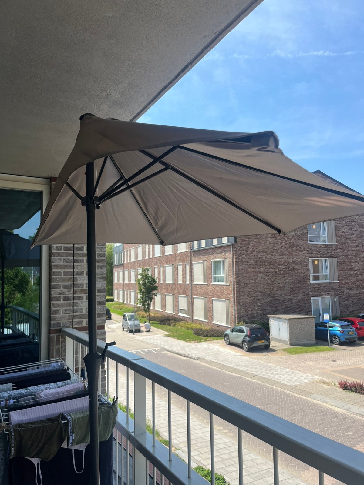 Nieuw! Te klein gekocht voor onze balkon., Ophalen of Verzenden, Zo goed als nieuw, Minder dan 1 meter, Parasolvoet