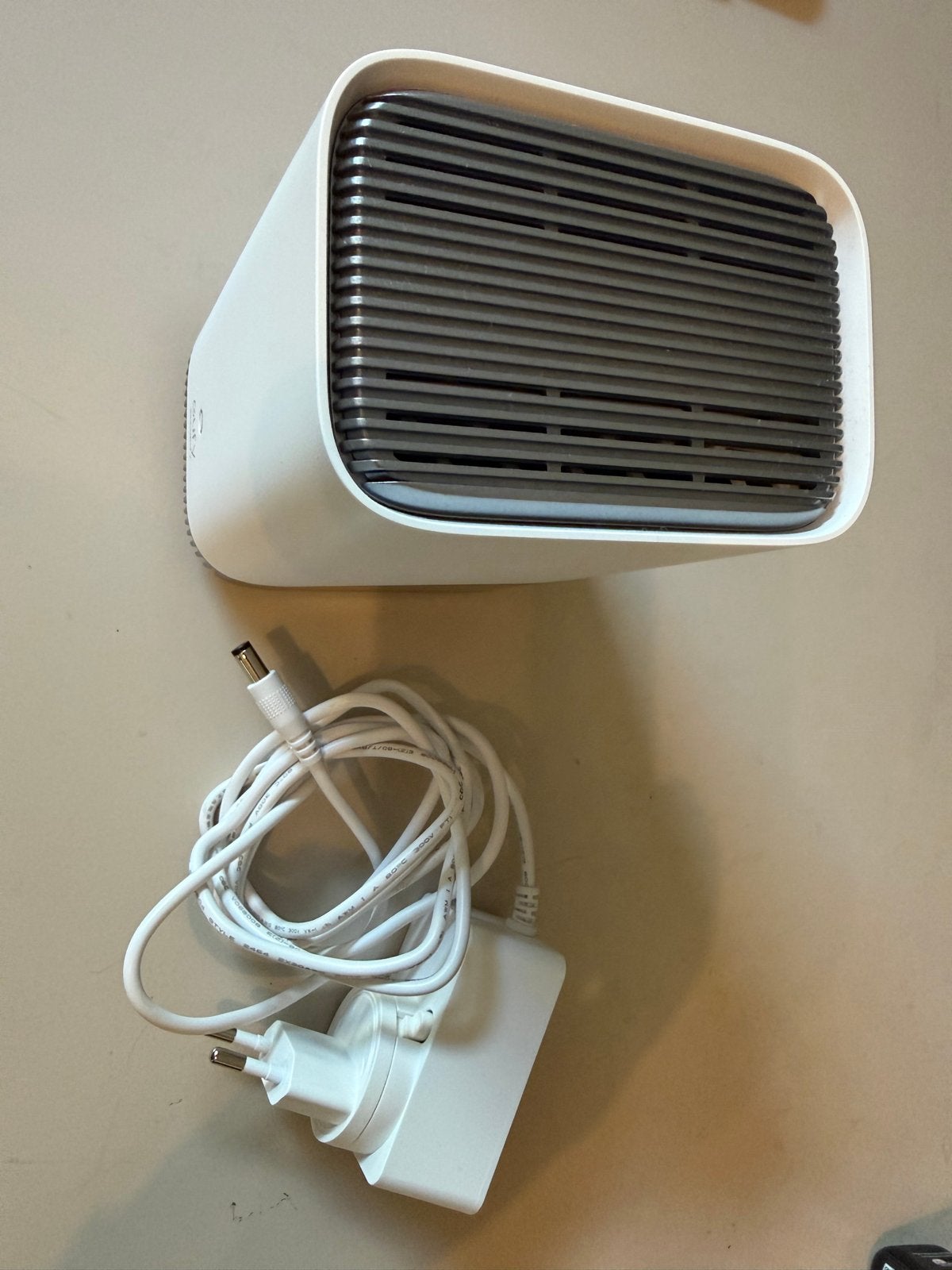 Foto 2 van Eufy Beveiligingscamerasysteem met Zonnepaneel