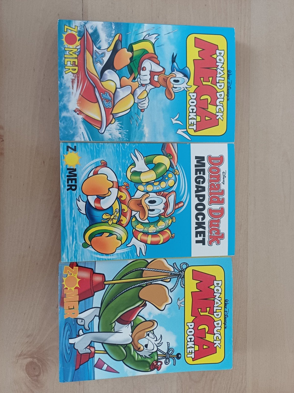 Donald Duck Megapocket Zomer - Set van 3, Meerdere stripboeken, Ophalen of Verzenden, Zo goed als nieuw