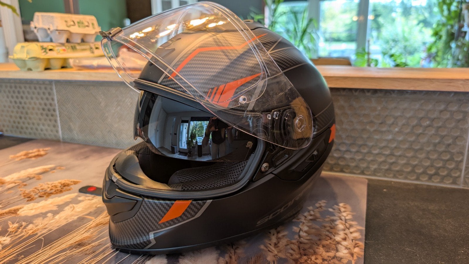 Foto 6 van Scorpion Exo-1400 Air Fortuna motorhelm - Zo goed als nieuw