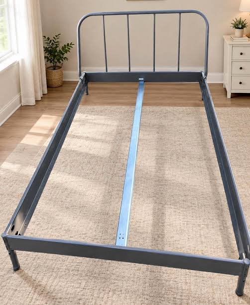 Bedframe 140x200 cm ikea Kopardal metalen frame grijs, Ophalen, Gebruikt, Tweepersoons, 140 cm