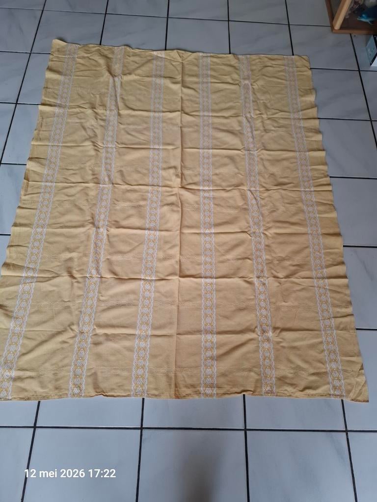 Tafelkleed 120x150 cm geel met wit motief, Ophalen, Rechthoek