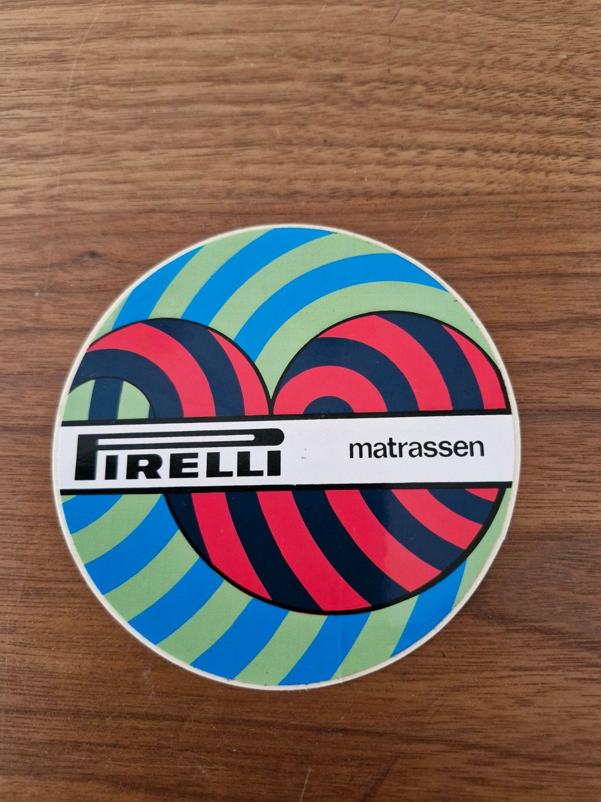 9353 Vintage Pirelli Matrassen Sticker - Uniek Design, Ophalen of Verzenden, Gebruikt, Merk