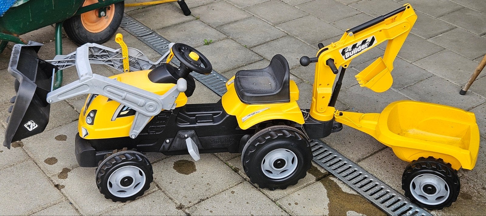Tractor met aanhanger - Z.G.A.N. (weinig gebruikt), Ophalen