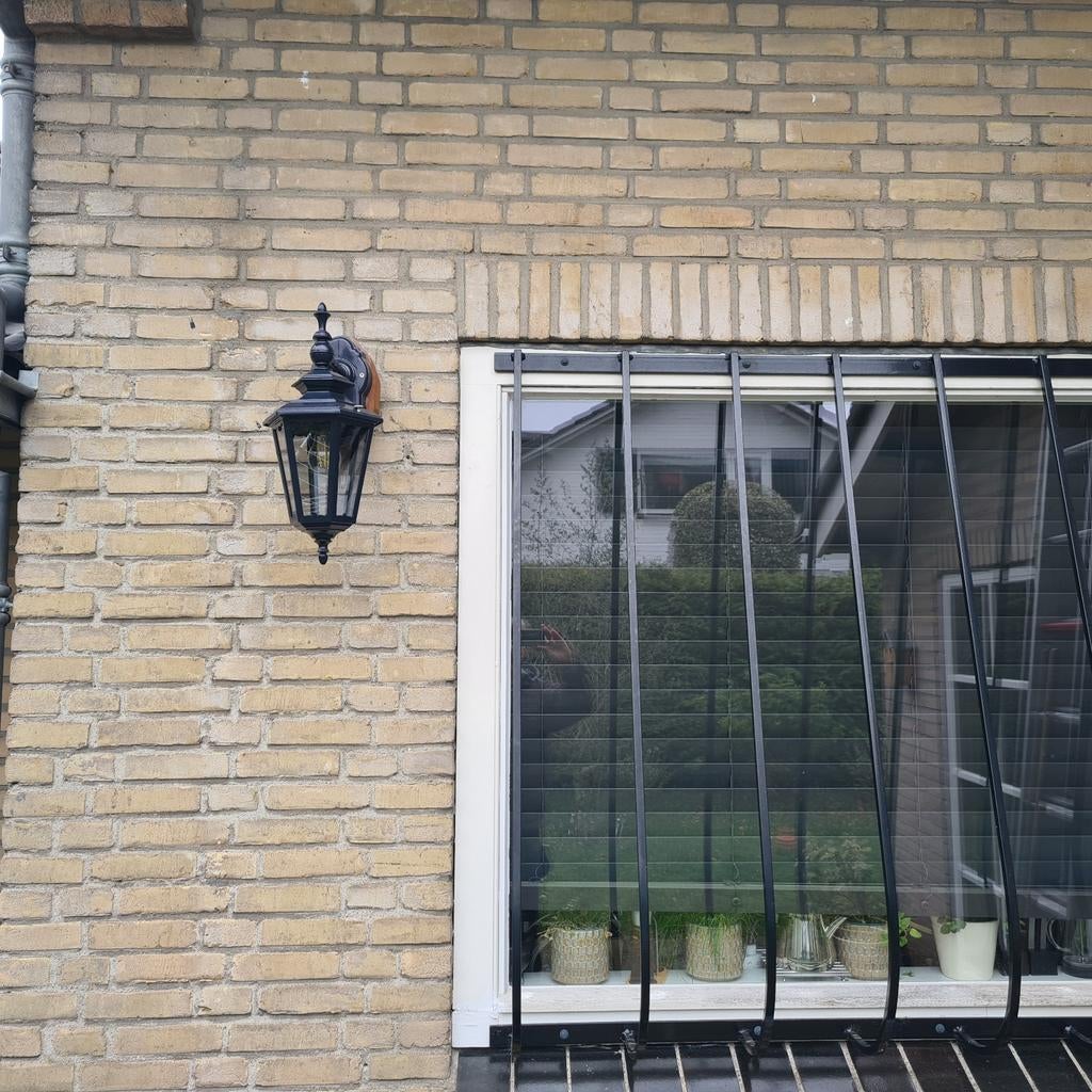 Sier tralies voor op kozijn, Ophalen, Zo goed als nieuw, 120 tot 160 cm, Veiligheidsglas