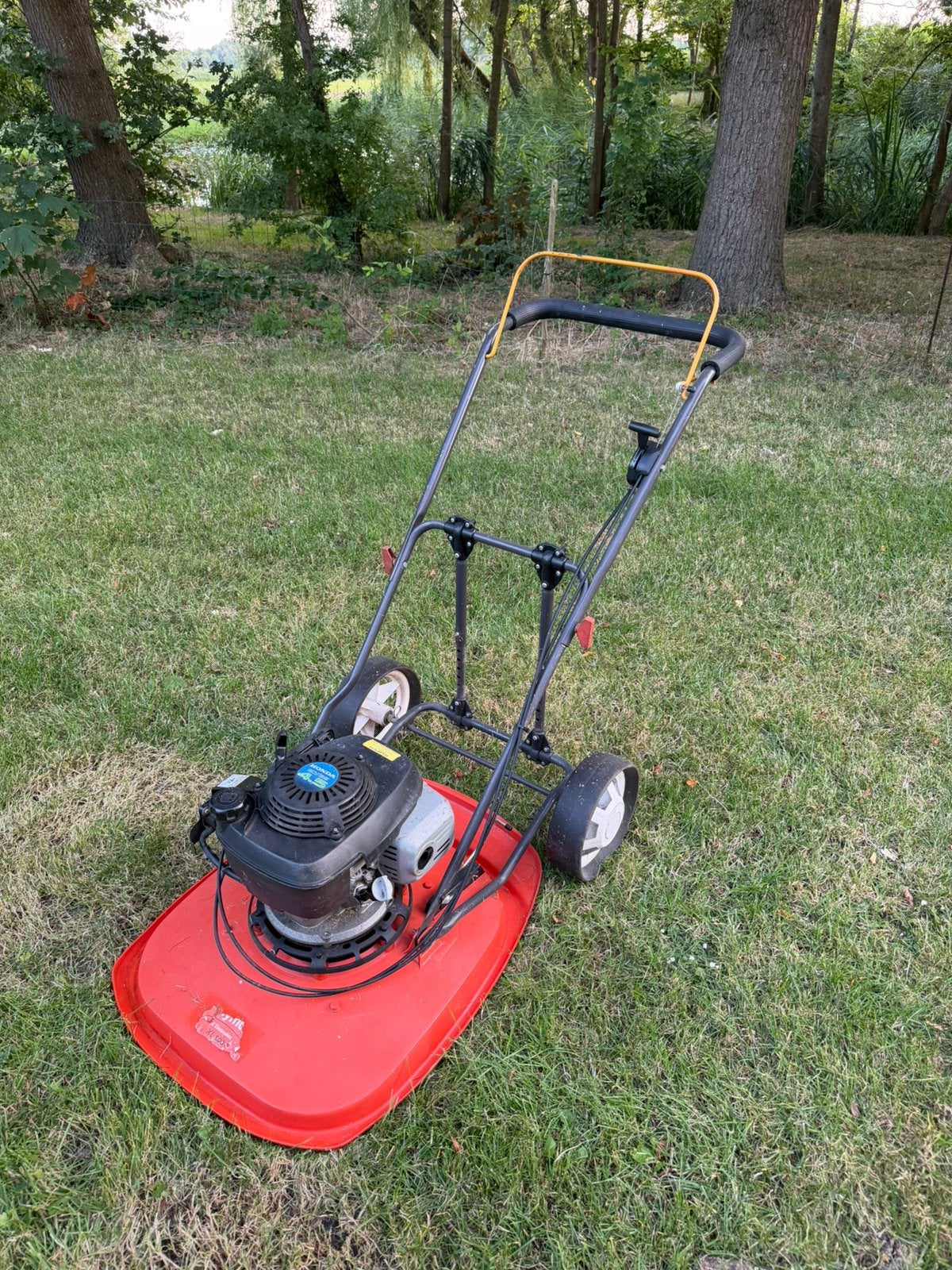 Flymo XL500 Zweefmaaier Honda Motor Benzine, Ophalen, Gebruikt, Mulchfunctie, Benzine-grasmaaier