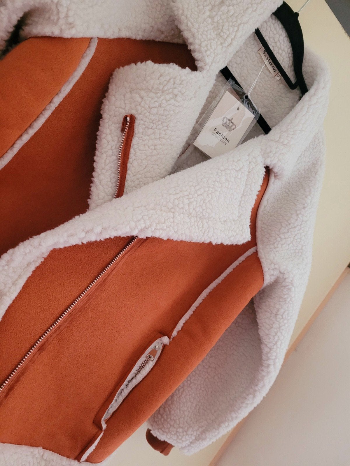 Trendy teddy jas met suède look - Nieuw met kaartjes, Maat 46/48 (XL) of groter, Nieuw, Oranje, Ophalen of Verzenden
