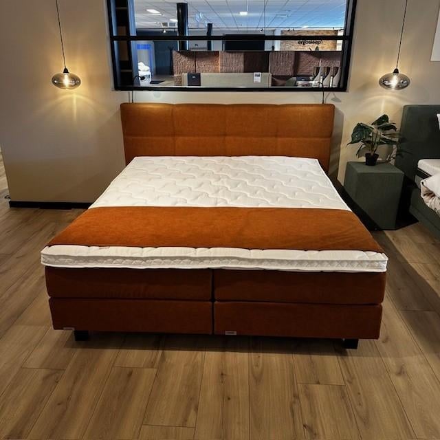 Avek Ninety Boxspring - 180x210cm, Huis en Inrichting, Slaapkamer | Bedden, Nieuw, Tweepersoons, 180 cm, 210 cm, Stof, Bruin, Ophalen