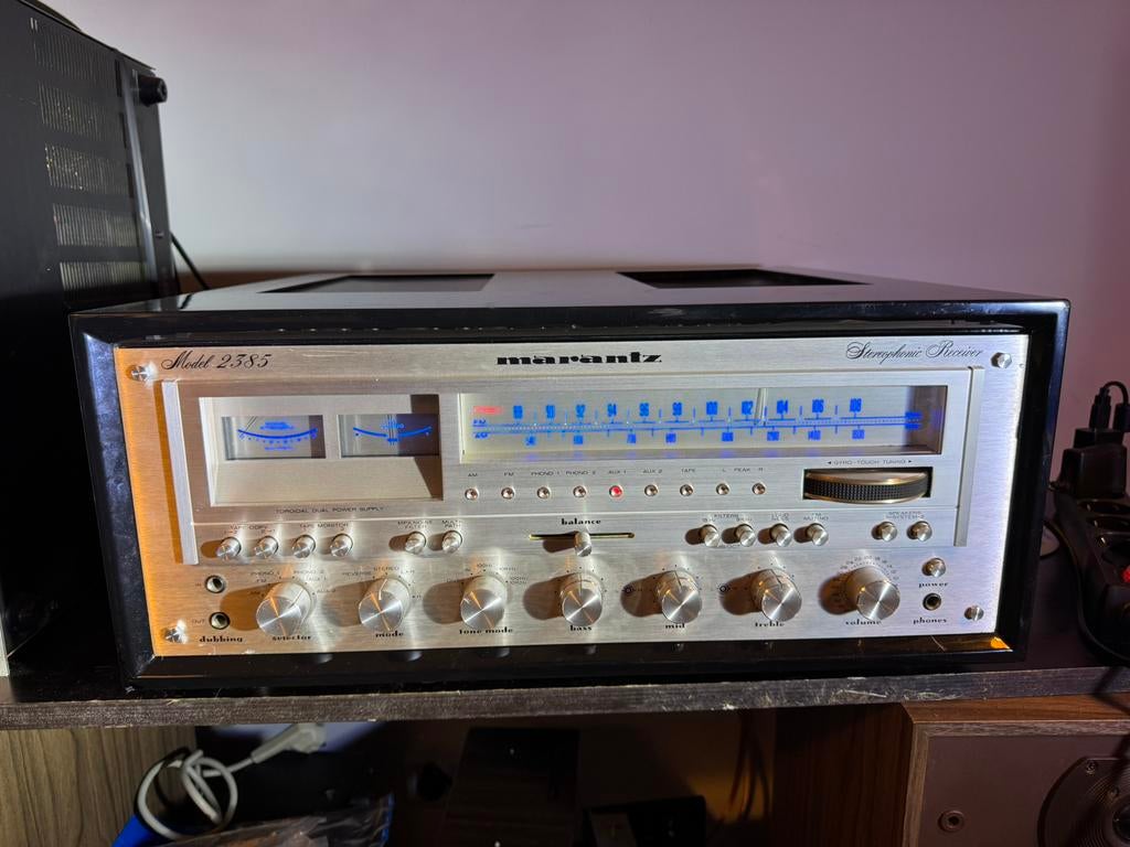 MARANTZ 2385 RECEIVER BLACK WOODCASE, Audio, Tv en Foto, Versterkers en Receivers, Marantz, Marantz, Euromaxx, Refurbished