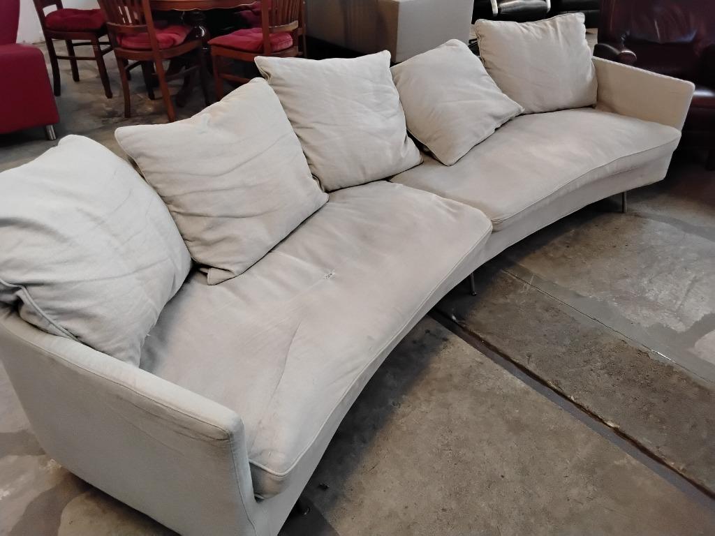 Design bank. Ronde, gebogen vorm. Breed 330cm., Huis en Inrichting, Ophalen, Gebruikt, 300 cm of meer, Stof