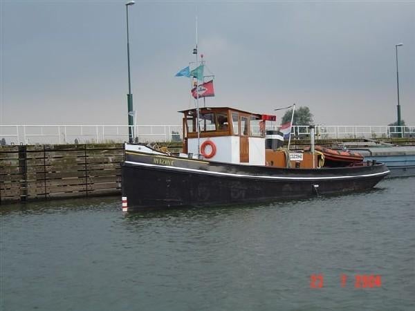 Sleepboot, langzaamloper, sleper, deutz, ex werkschip, Ophalen