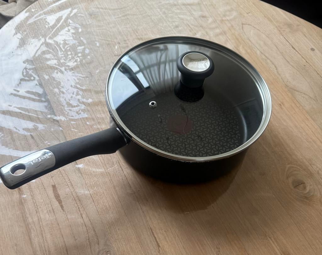 Tefal pan with lid, Ophalen, Zo goed als nieuw, Rvs, Koekenpan of Braadpan