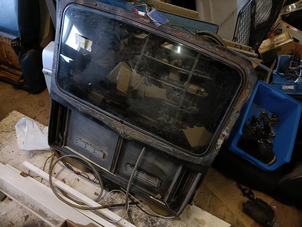 2x electrisch glazen schuifdak Volvo 240, Auto-onderdelen, Carrosserie en Plaatwerk, Ophalen, Voor, Volvo, Bumper