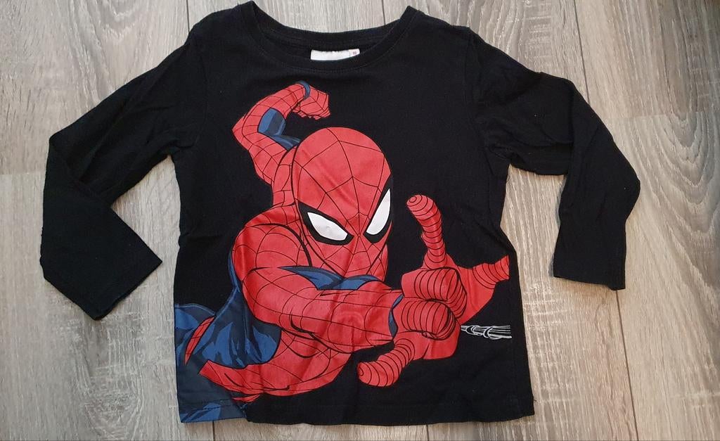 Spiderman shirt 110, Ophalen of Verzenden, Zo goed als nieuw, Jongen, Shirt of Longsleeve