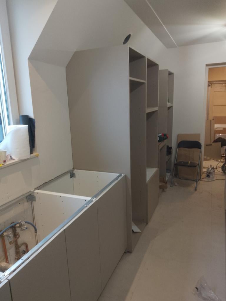 Allround Klusjes Man IKEA MONTAGE SCHILDER EN TIMMERWERK