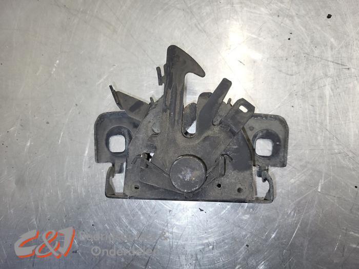 Slotmechaniek Motorkap van een Renault Trafic, Gebruikt, -, Renault, -